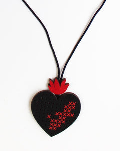 Corazón Recycled Textile Necklace